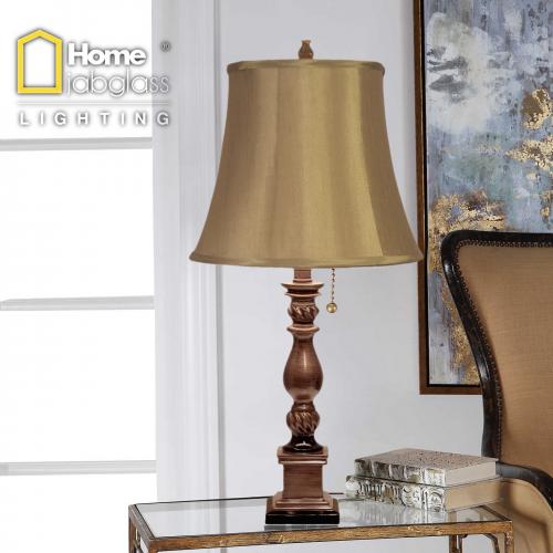 Lampa Gecce - projekt M. O'Brien Lampa Gecce z oryginalną podstawą